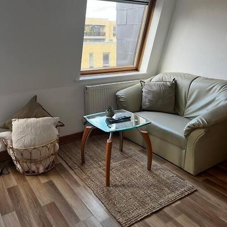 Quirky Studio Flat Selfcontained 伦敦 外观 照片