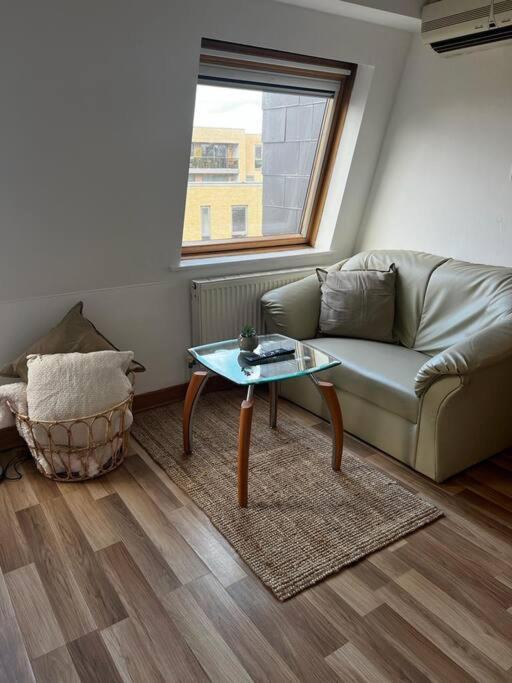 Quirky Studio Flat Selfcontained 伦敦 外观 照片